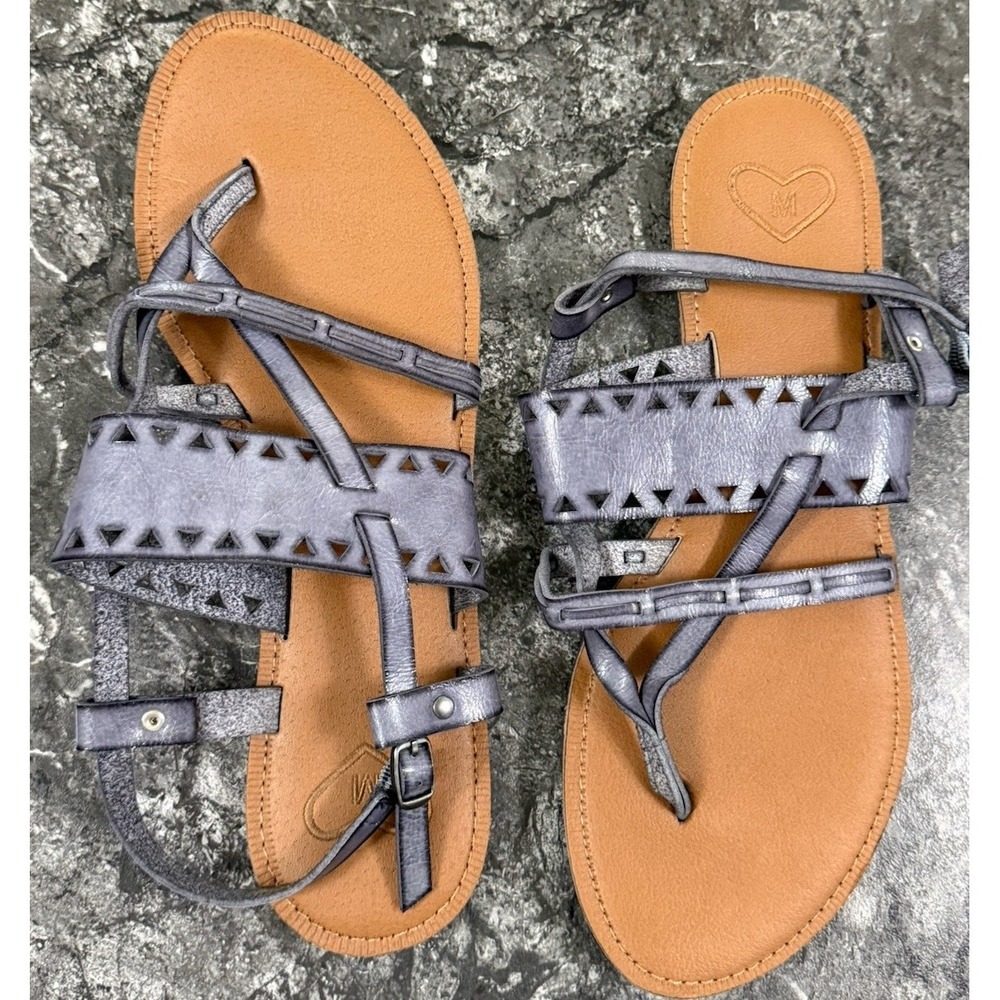 Madeline Womens Bon Bon Flat Strappy Buckle Thong Sandals Gray Sz 11M - Picture 3 of 8